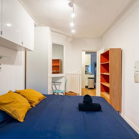 Luxurious 1 Bedroom Tour Eiffel Saint Dominique Free Netflix Paris Luaran gambar
