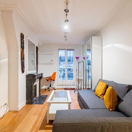 Luxurious 1 Bedroom Tour Eiffel Saint Dominique Free Netflix Paris Luaran gambar