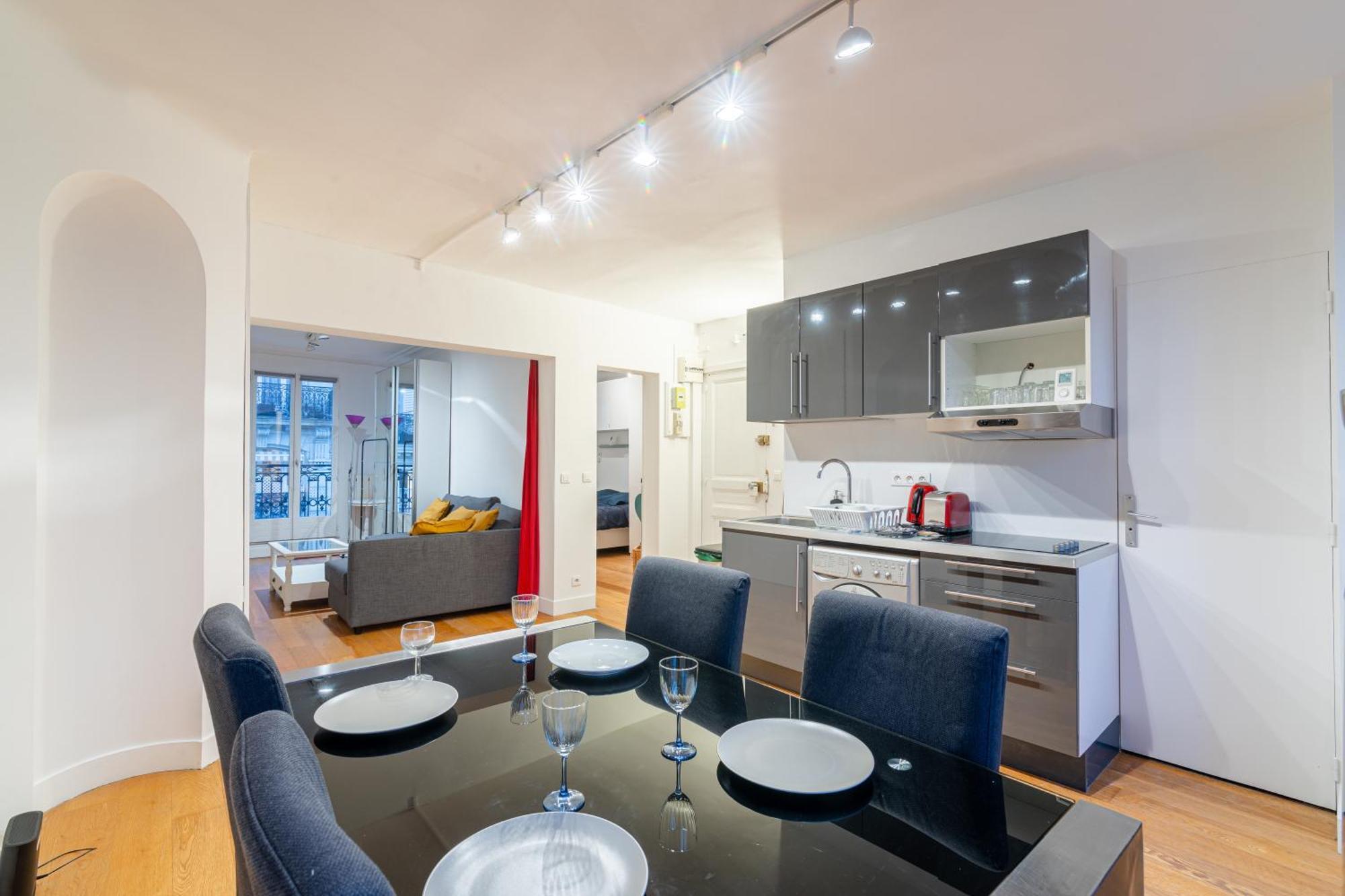 Luxurious 1 Bedroom Tour Eiffel Saint Dominique Free Netflix Paris Luaran gambar