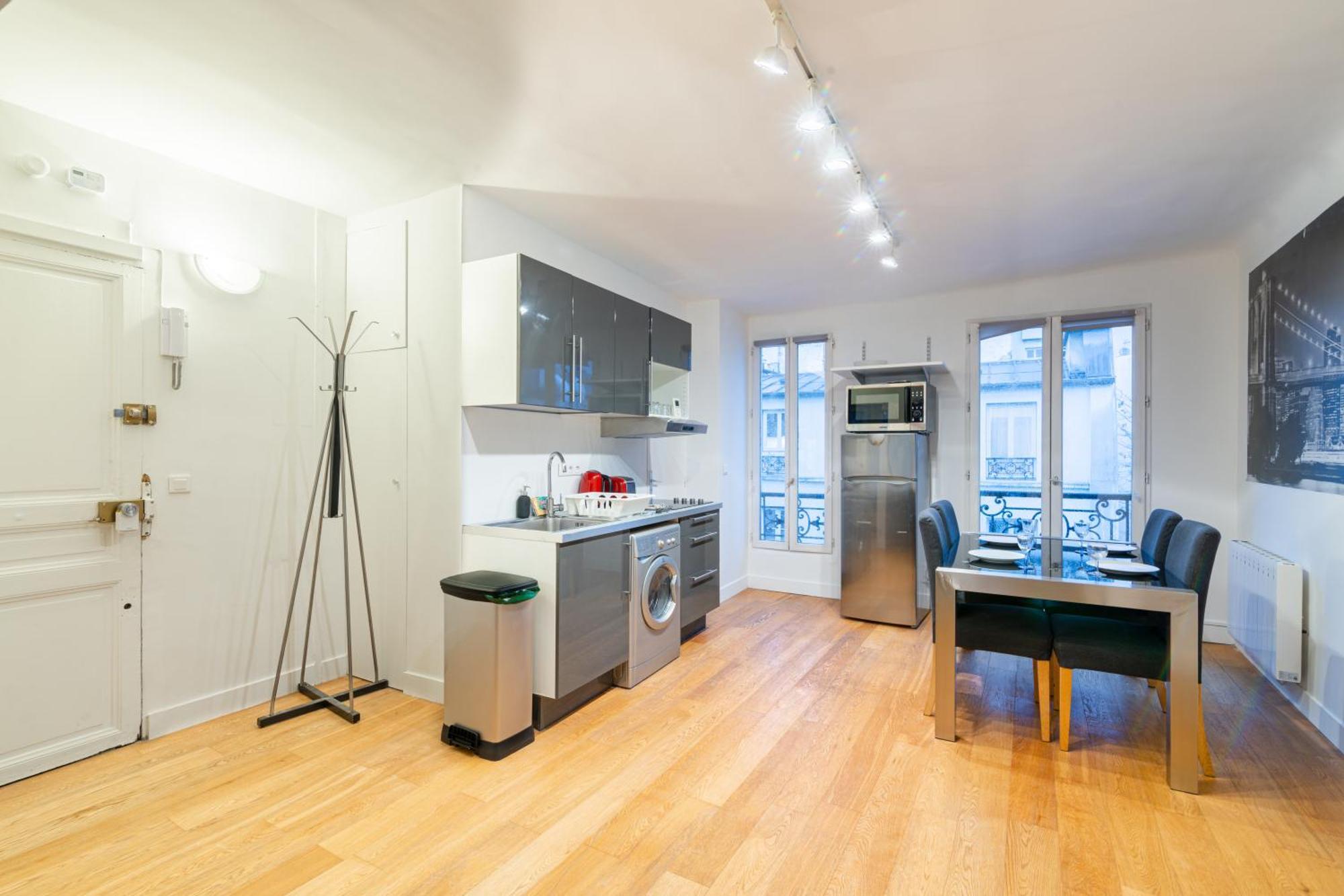 Luxurious 1 Bedroom Tour Eiffel Saint Dominique Free Netflix Paris Luaran gambar
